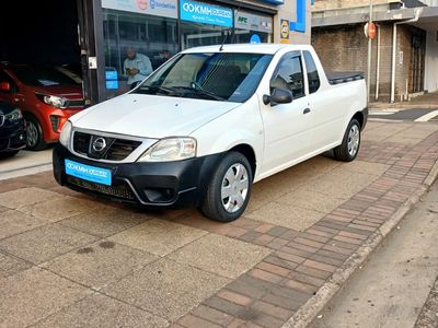 2021 Nissan NP200 1.6 A/C Safety Pack