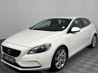 2014 Volvo V40 T3 Excel