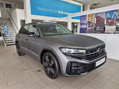 2025 Volkswagen Touareg V6 TDI R-Line