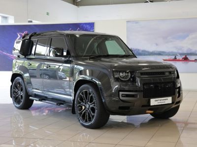 2025 Land Rover Defender 110 4.4 V8 Octa (P635)