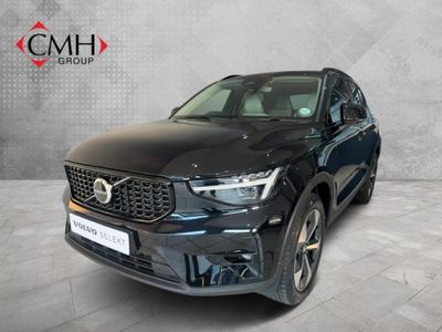 2025 Volvo XC40 B4 Plus Dark Geartronic Mild-Hybrid