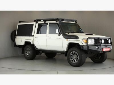 2022 Toyota Land Cruiser 79 4.5 D Double-Cab