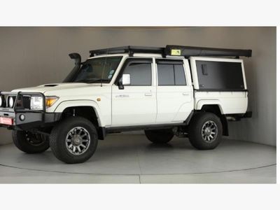 2022 Toyota Land Cruiser 79 4.5 D Double-Cab