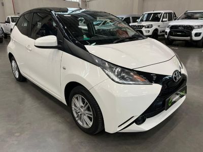 2016 Toyota Aygo 1.0 X-Play 5-dr
