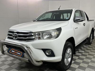 2017 Toyota Hilux 2.8 GD-6 Raised Body Raider Extended Cab