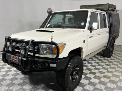 2014 Toyota Land Cruiser 79 4.5 D Double-Cab