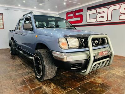 2001 Nissan Hardbody 3.0i SE Double-Cab