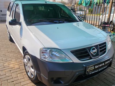 2022 Nissan NP200 1.6 A/C Safety Pack