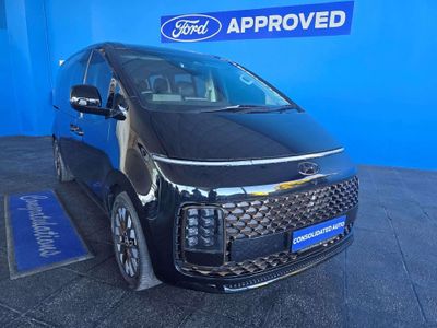 2023 Hyundai Staria 2.2d Luxury Auto
