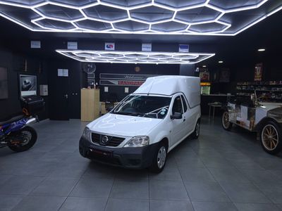 2014 Nissan NP200 1.6 A/C Safety Pack