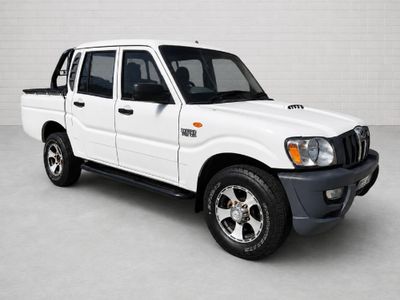 2013 Mahindra Scorpio 2.2 CRDe mHawk Double-Cab