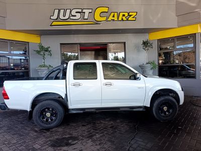 2011 Isuzu KB 300D-Teq LX 4x4 Double-Cab