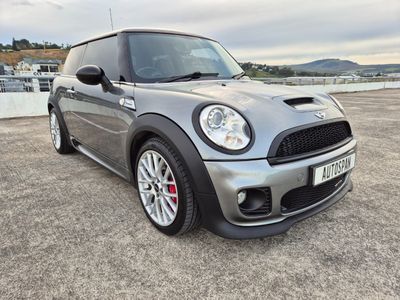 2010 MINI Hatch Cooper JCW