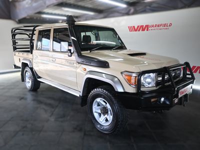2017 Toyota Land Cruiser 79 4.5 D Double-Cab