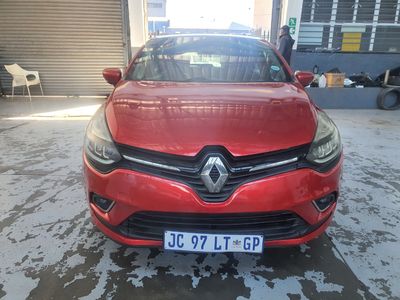 2019 Renault Clio 1.0 T