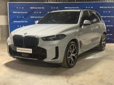 2025 BMW X5 xDrive50e M Sport