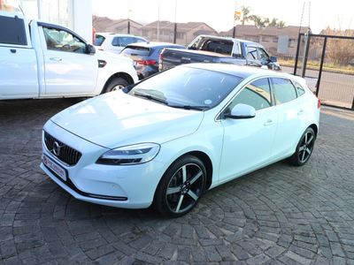 2018 Volvo V40 D2 R-Design Auto