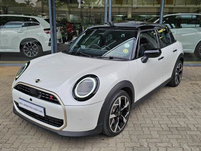 2025 MINI Hatch Cooper S Auto