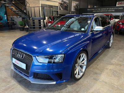2014 Audi RS4 Avant quattro Auto