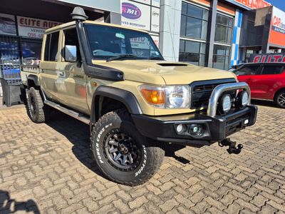 2015 Toyota Land Cruiser 79 4.5 4D LX V Single-Cab