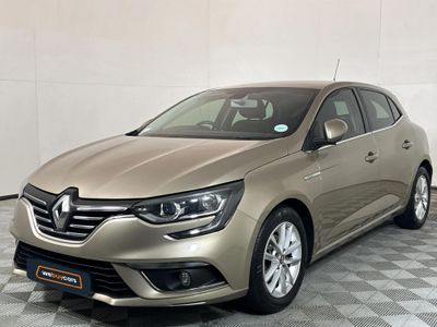 2017 Renault Megane IV 1.6 Dynamique 5-dr
