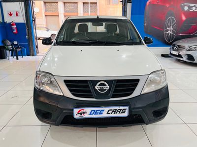 2019 Nissan NP200 1.6 A/C Safety Pack