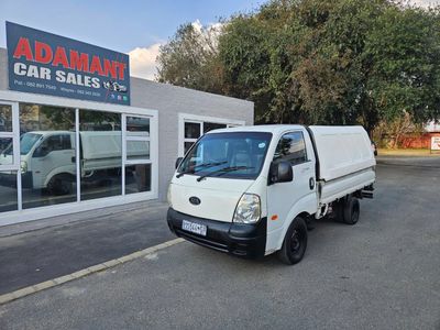 2004 Kia K-Series Pick-Up K 2700 Workhorse Single-Cab