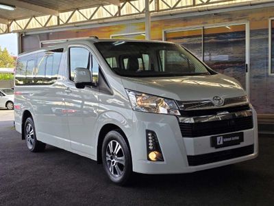 2023 Toyota Quantum 2.8 GL 11-seat
