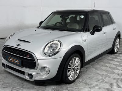 2015 MINI Hatch Cooper S 5-dr Auto