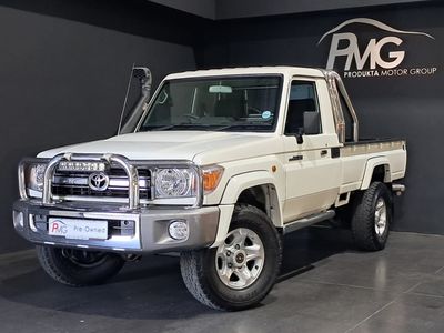 2014 Toyota Land Cruiser 79 4.0 Single-Cab