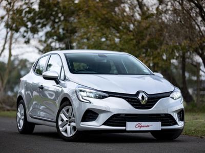 2022 Renault Clio V 1.0T Life