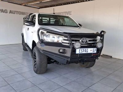 2017 Toyota Hilux 2.8 GD-6 Raider 4x4 Extended Cab
