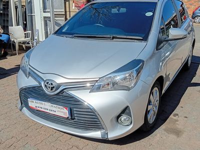 2015 Toyota Yaris 1.3 5-dr