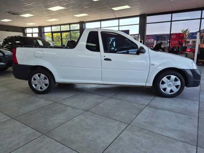 2019 Nissan NP200 1.6 A/C Safety Pack