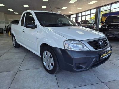 2019 Nissan NP200 1.6 A/C Safety Pack