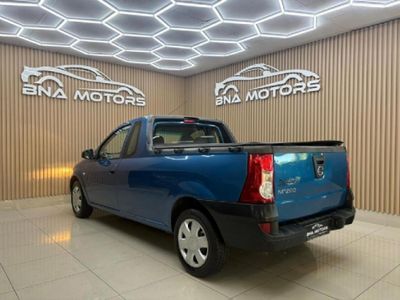 2023 Nissan NP200 1.6 A/C Safety Pack