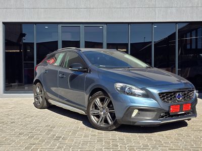 2013 Volvo V40 CC T4 Elite Auto