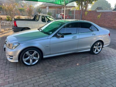 2014 Mercedes-Benz C-Class C 300 Avantgarde Auto