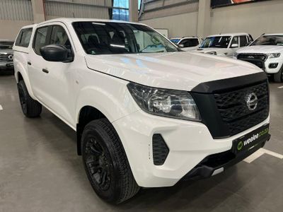 2022 Nissan Navara 2.5 DDTi SE Double-Cab