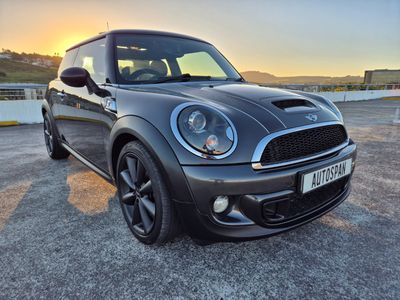 2012 MINI Hatch Cooper S