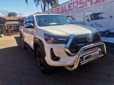 2016 Toyota Hilux 2.8 GD-6 Raider 4x4 Double-Cab (Diesel, Manual)