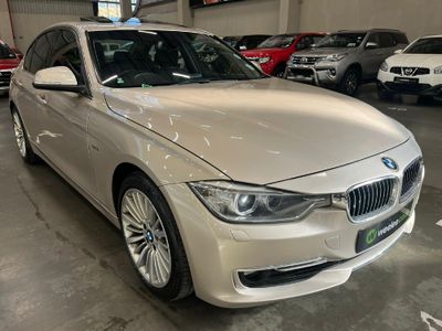 2014 BMW 3 Series 320i Luxury Auto