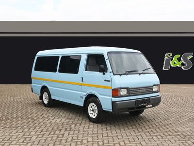 1996 Mazda Marathon 2200
