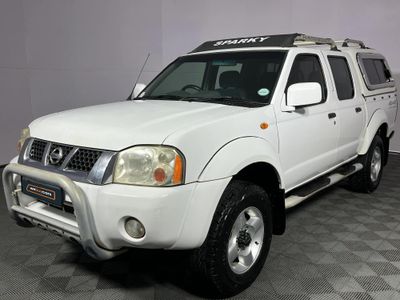 2005 Nissan Hardbody 3000TD SEL 4x4 Double-Cab