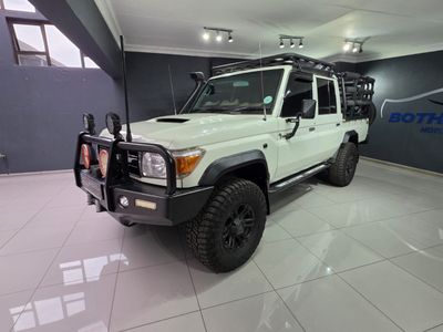 2014 Toyota Land Cruiser 79 4.5-4D LX V