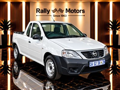 2023 Nissan NP200 1.6 A/C Safety Pack