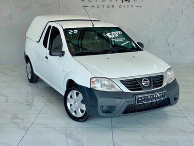 2022 Nissan NP200 1.6 A/C Safety Pack