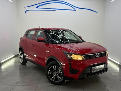 2022 Mahindra XUV 300 1.2T SE | W4