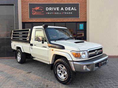 2015 Toyota Land Cruiser 79 4.5 4D LX V Single-Cab