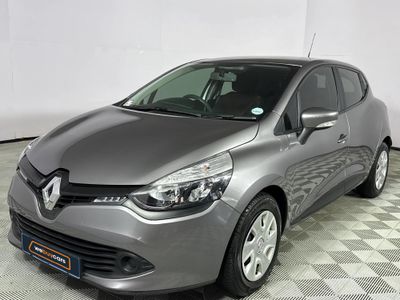 2015 Renault Clio IV 900T Dynamique 5-dr (66kW)